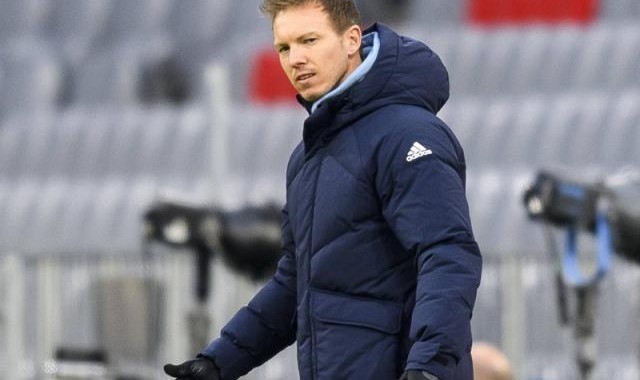 世界杯高清直播-最好的科芒功抵过，拜仁只踢半场好球就抛离了6分