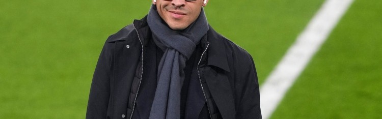 世界杯官方平台-镜报：罗塞尼尔让越界阿森纳助教“滚X”，他逐渐获蓝军球迷信任