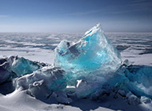 世界杯直播-神了！圣克莱尔跃身指尖扑出对手近距离头球